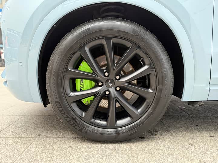 Фото 14 - LiXiang One