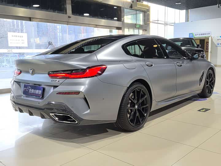 Фото 18 - BMW 8 Series