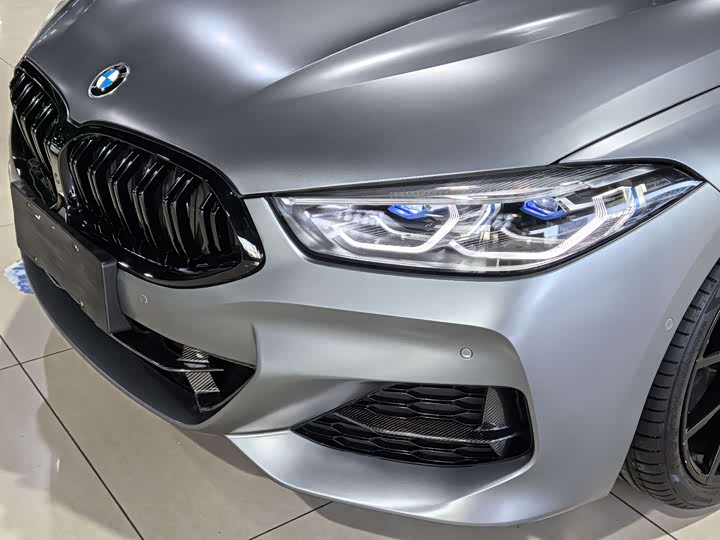 Фото 24 - BMW 8 Series