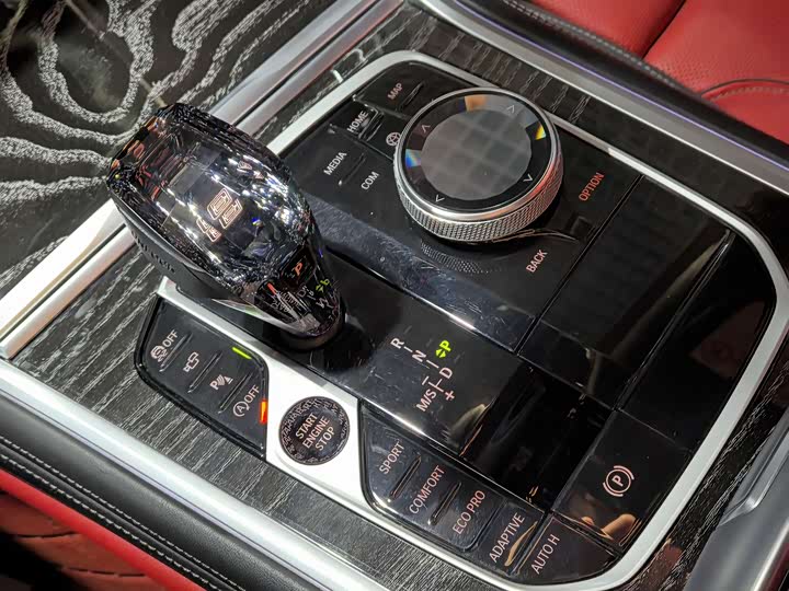 Фото 26 - BMW 8 Series