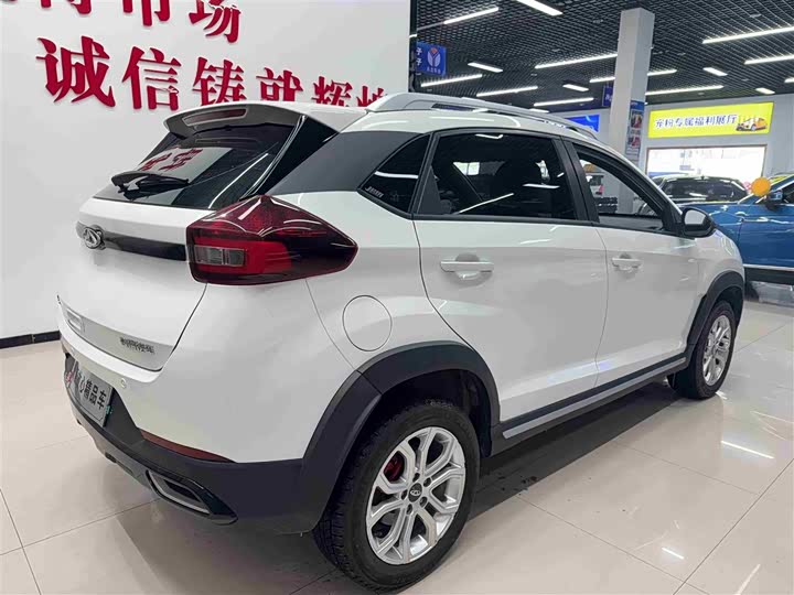 Фото 4 - Chery Tiggo 3x