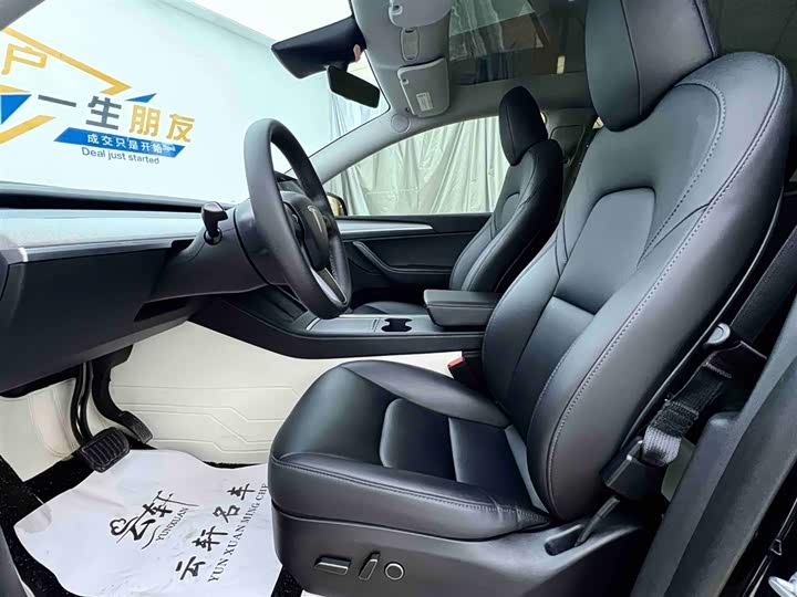 Фото 16 - Tesla Model Y