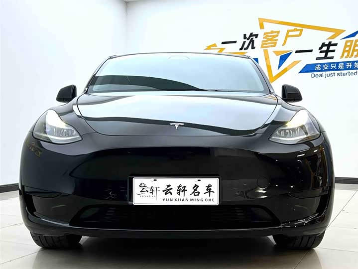 Фото 2 - Tesla Model Y