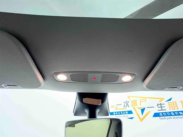 Фото 26 - Tesla Model Y