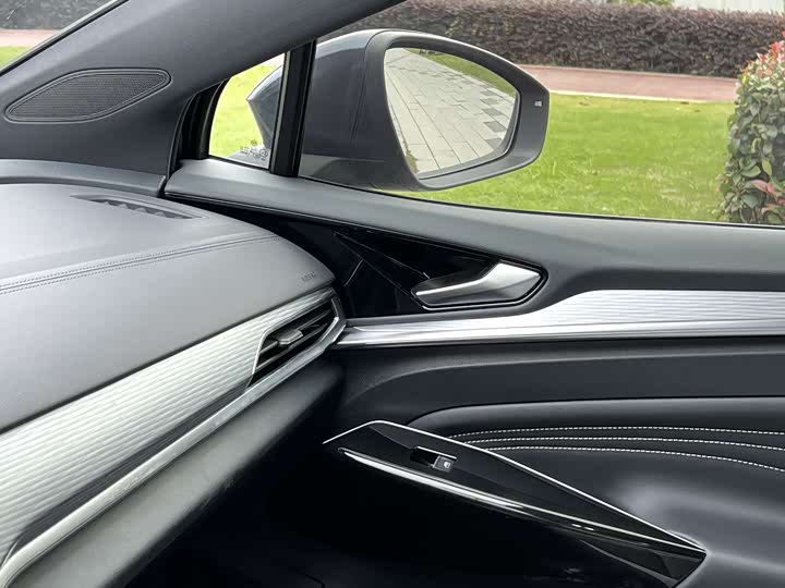 Фото 13 - Volkswagen ID.4 Crozz