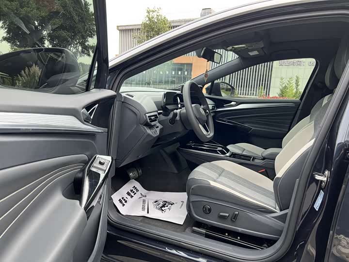 Фото 9 - Volkswagen ID.4 Crozz