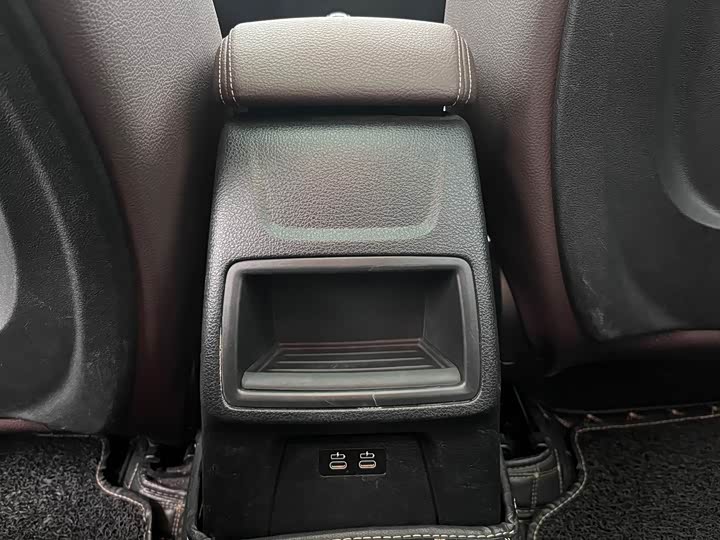 Фото 20 - BMW 1 Series