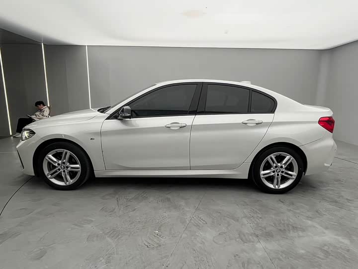 Фото 4 - BMW 1 Series