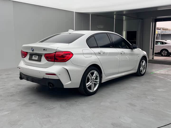 Фото 7 - BMW 1 Series