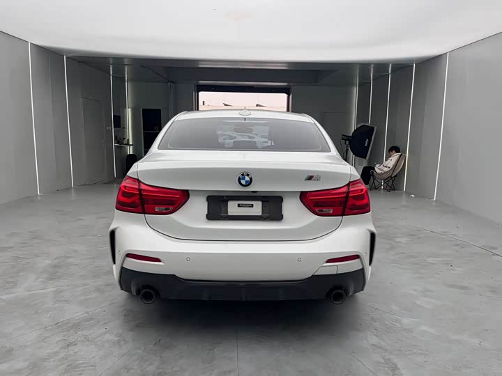 Фото 8 - BMW 1 Series