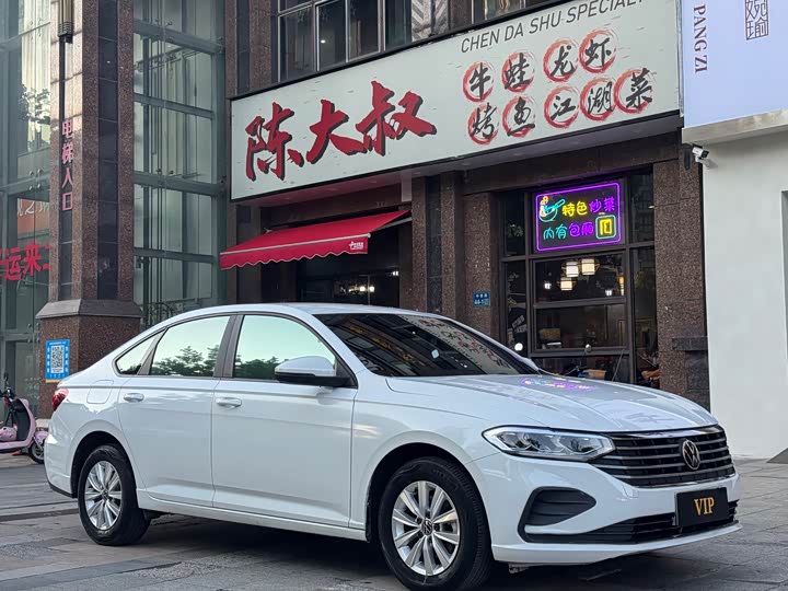 Фото 3 - Volkswagen Lavida