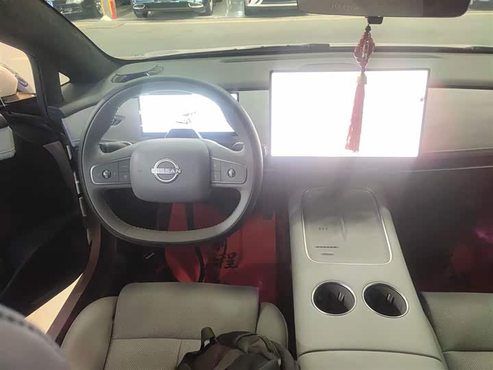 Фото 13 - Nissan N7