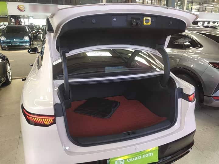 Фото 19 - Nissan N7