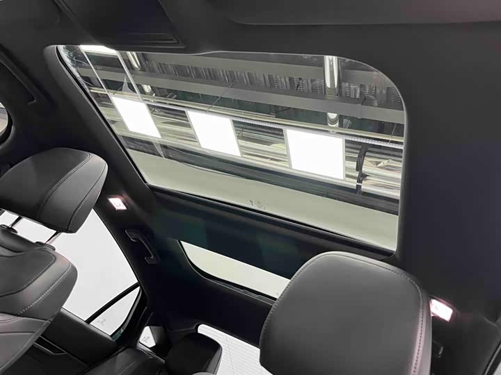 Фото 10 - Ford Mondeo