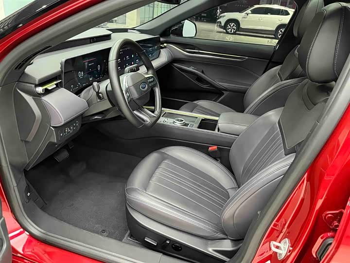 Фото 12 - Ford Mondeo