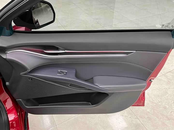 Фото 13 - Ford Mondeo