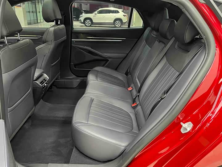 Фото 15 - Ford Mondeo