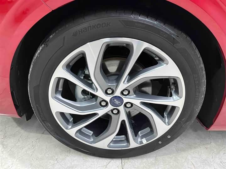 Фото 20 - Ford Mondeo