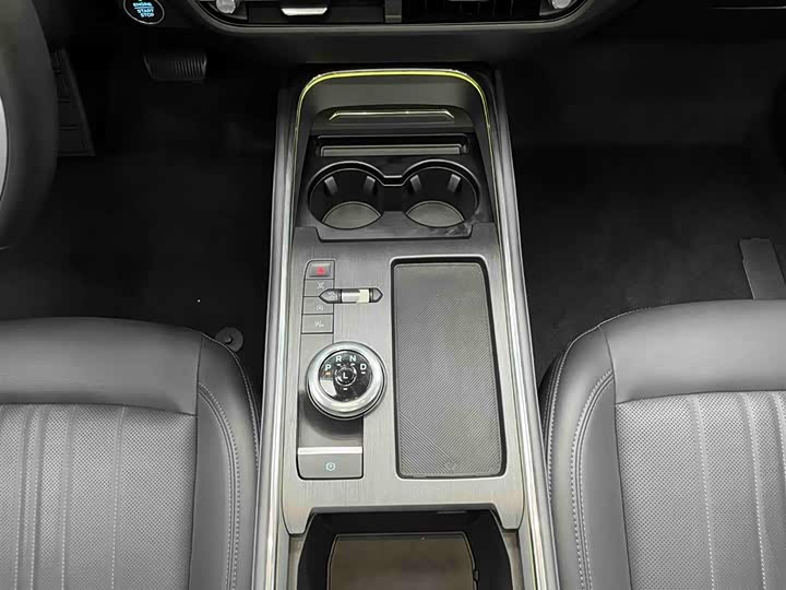 Фото 6 - Ford Mondeo