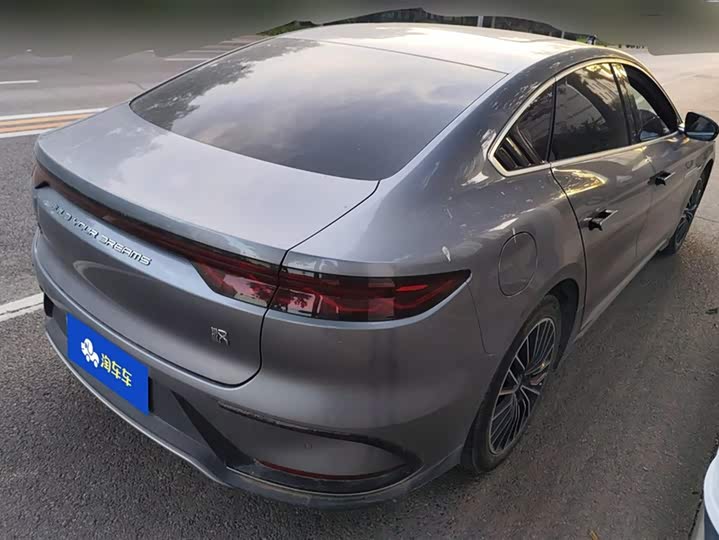 Фото 3 - BYD Han