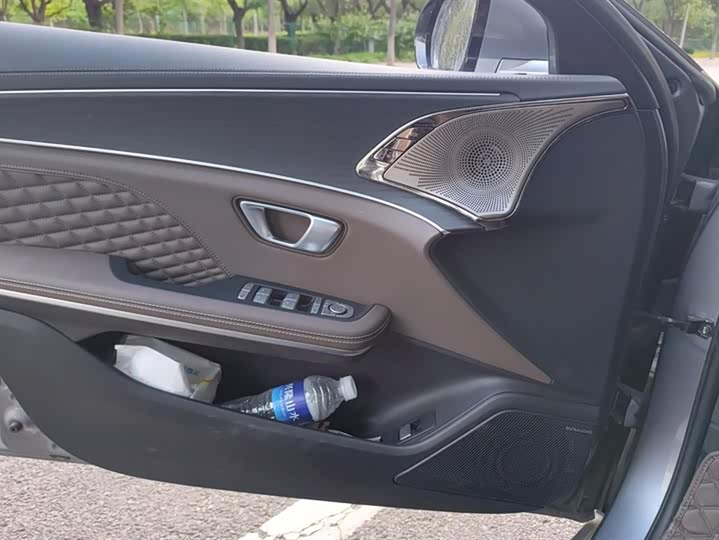 Фото 7 - BYD Han