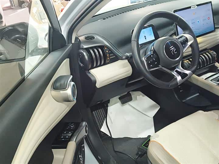 Фото 16 - BYD Yuan Plus