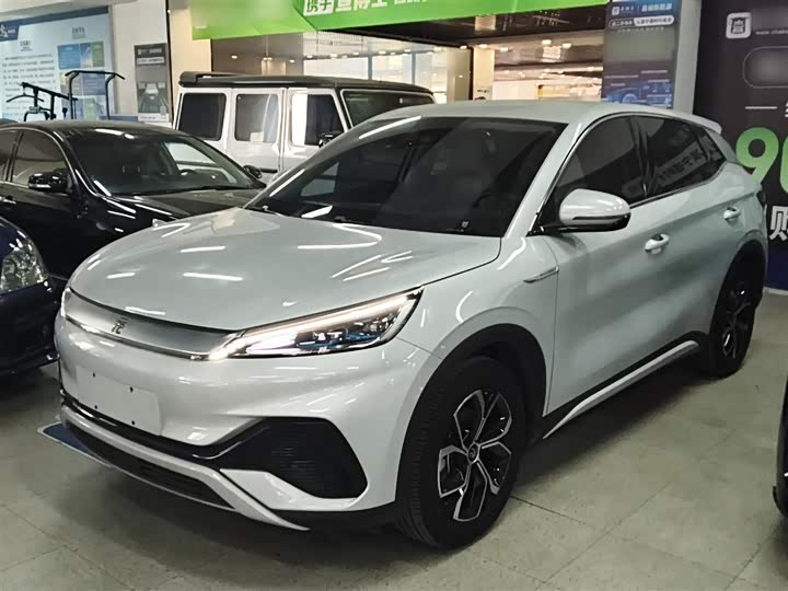 Фото 2 - BYD Yuan Plus