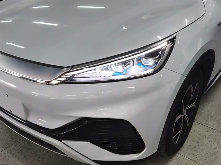 Фото 24 - BYD Yuan Plus