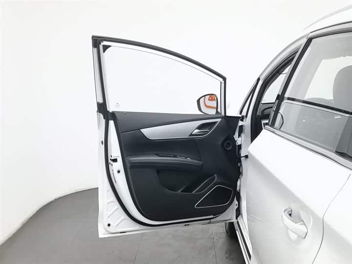 Фото 8 - BYD Song Max