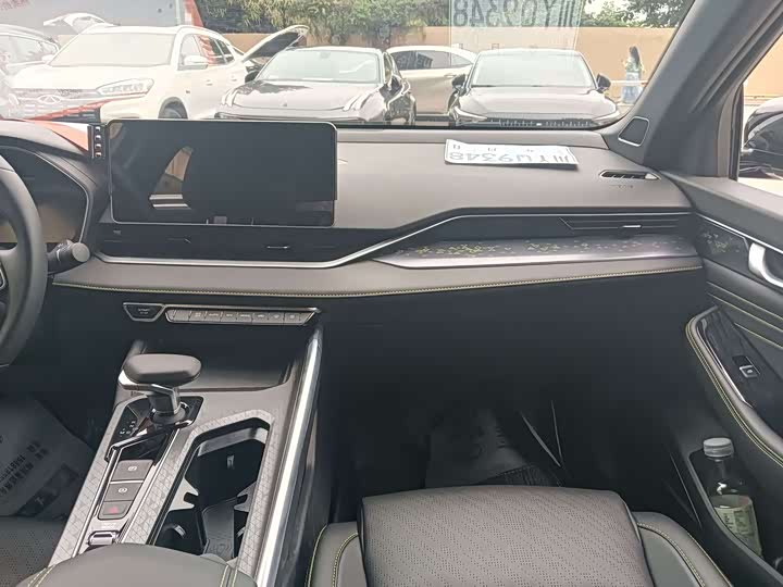 Фото 7 - Geely Preface