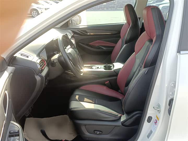 Фото 15 - Changan Oshan X5