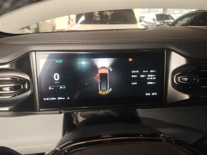 Фото 12 - Nio ES8