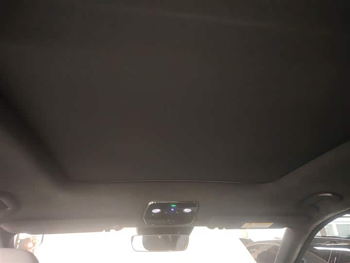 Фото 18 - Nio ES8