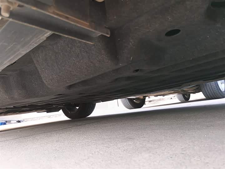 Фото 18 - Honda Vezel