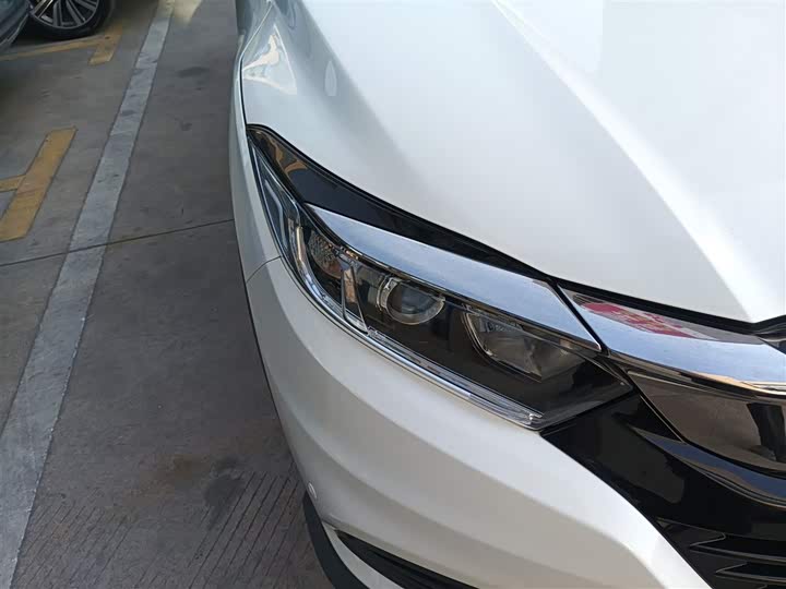 Фото 30 - Honda Vezel