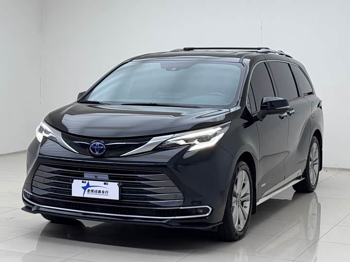 Фото 1 - Toyota Sienna