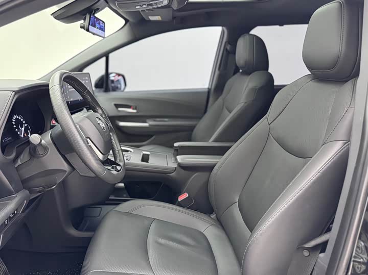 Фото 6 - Toyota Sienna