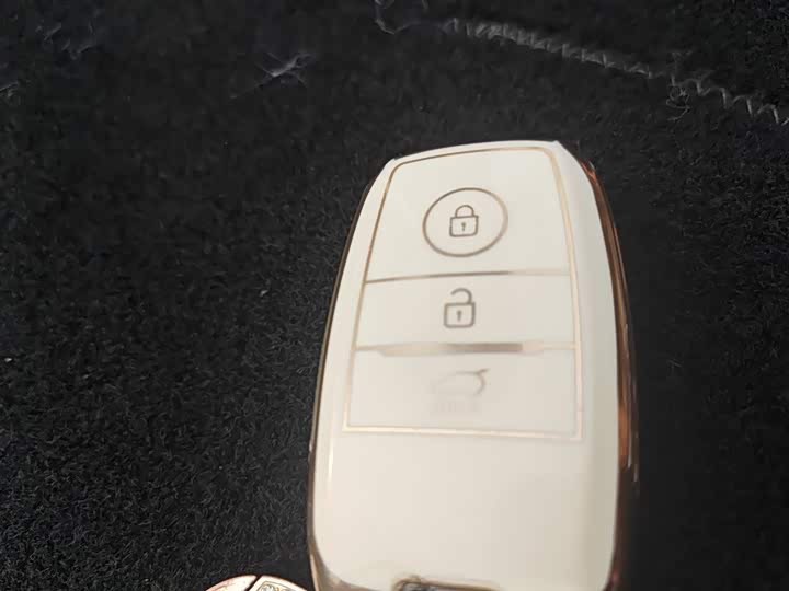 Фото 12 - Kia KX1