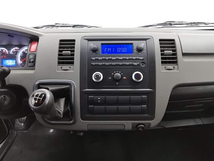 Фото 12 - Foton G7