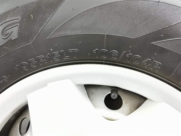 Фото 24 - Foton G7