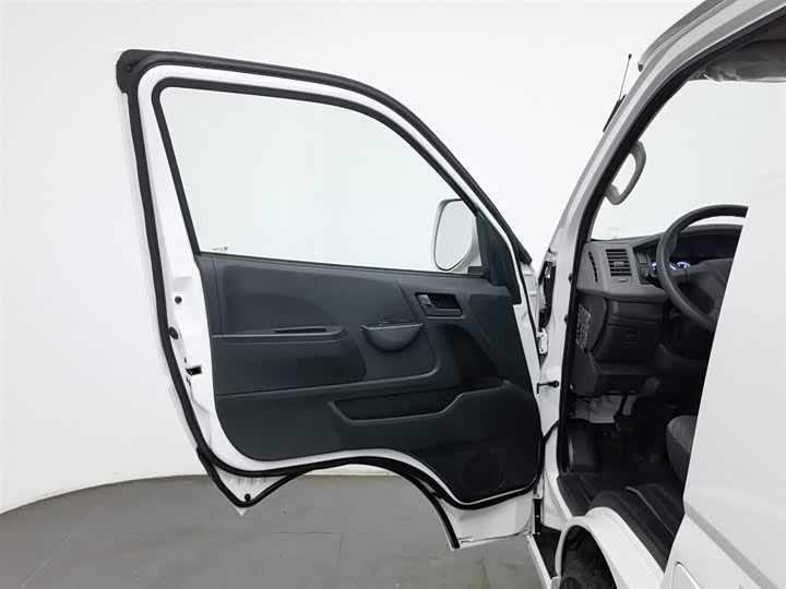 Фото 8 - Foton G7