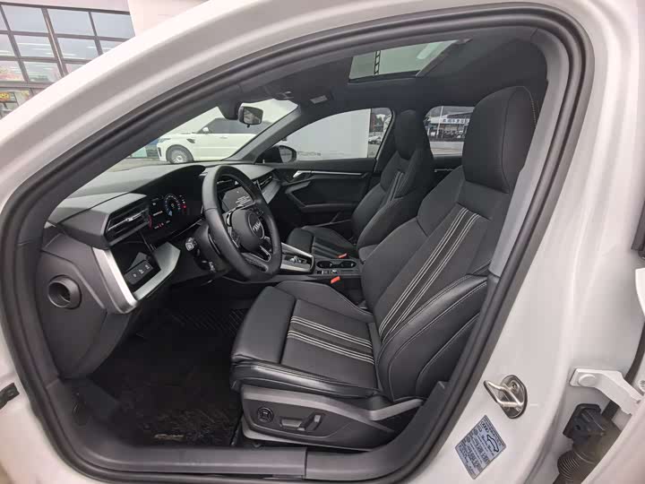 Фото 11 - Audi A3