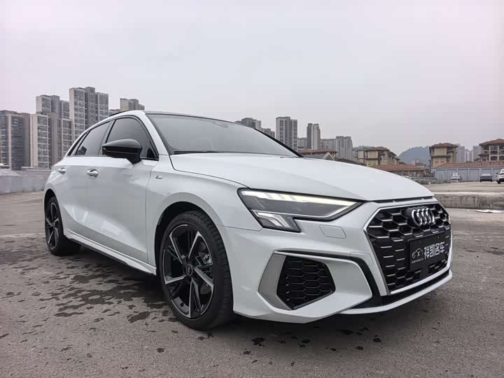 Фото 2 - Audi A3