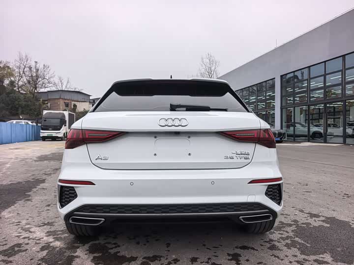 Фото 5 - Audi A3