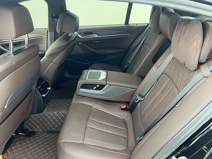 Фото 4 - BMW 5 Series