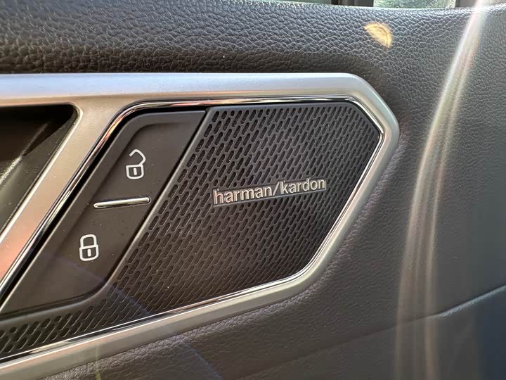 Фото 26 - Volkswagen Tiguan L Pro