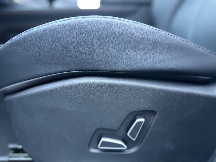 Фото 15 - Changan X7 Plus