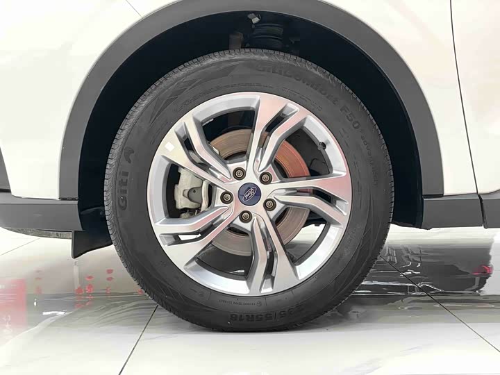 Фото 11 - Ford Equator Sport