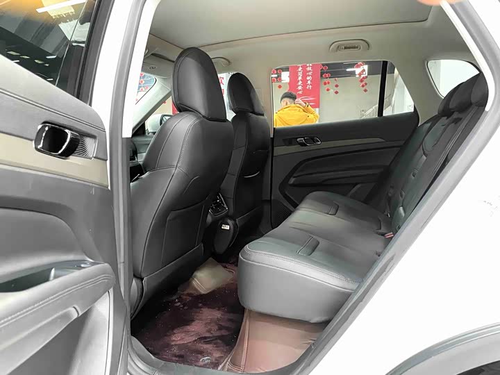 Фото 8 - Ford Equator Sport