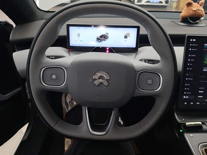 Фото 11 - Nio ET5